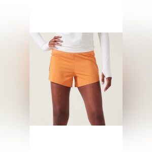 Limited Edition Athleta Run With It 3.5” Short | Size Small